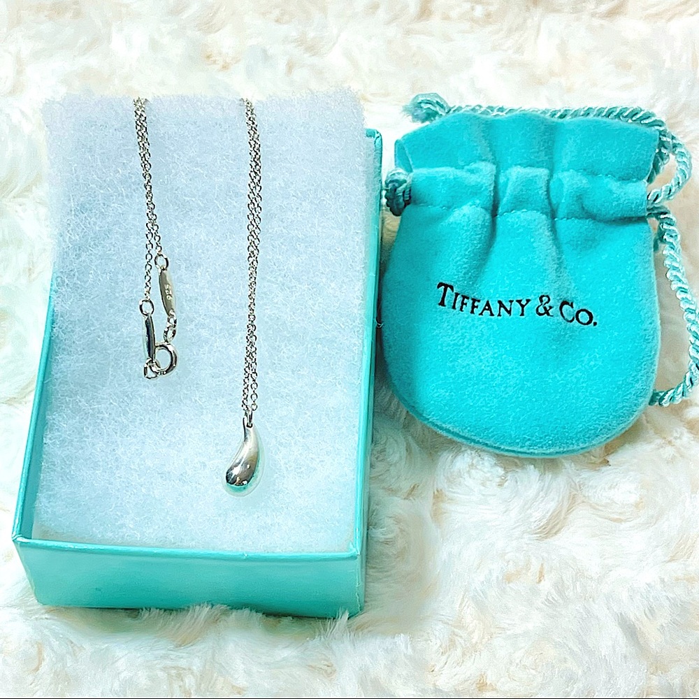 Authentic Tiffany & Co. Elsa P. Teardrop Necklace